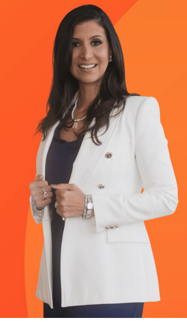 Dra. Carol Oliveira em seu consultorio